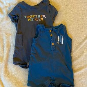 2 boys shirt outfits